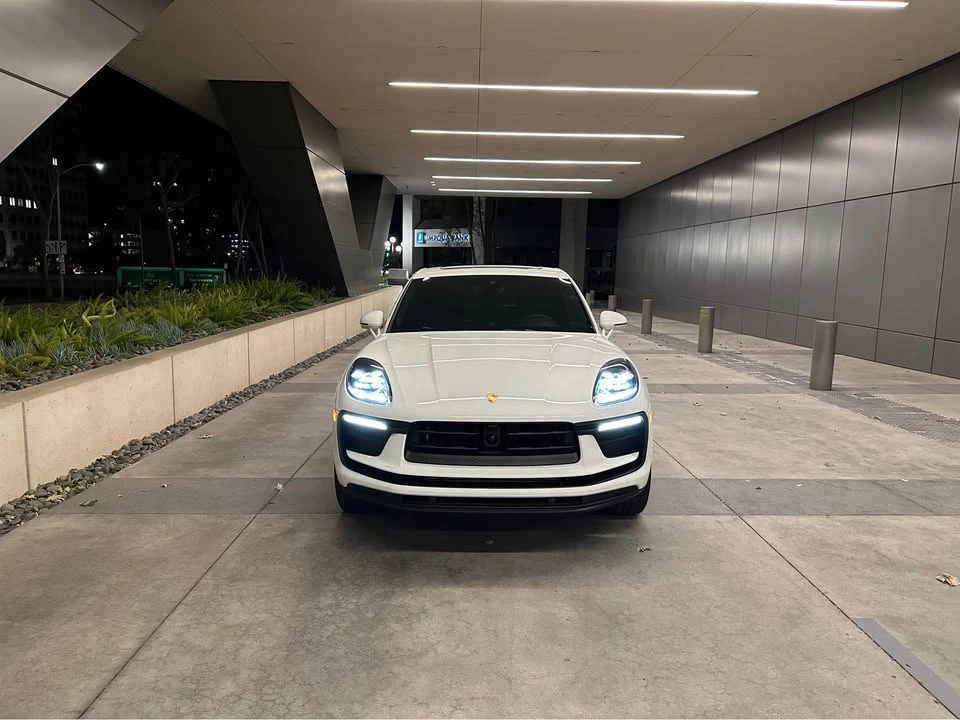 2023 Porsche Macan T - Image 11 of 11