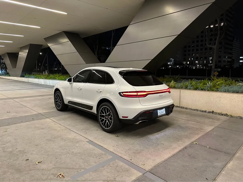 2023 Porsche Macan T - Image 9 of 11