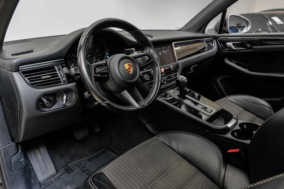 2023 Porsche Macan T - Image 3 of 20