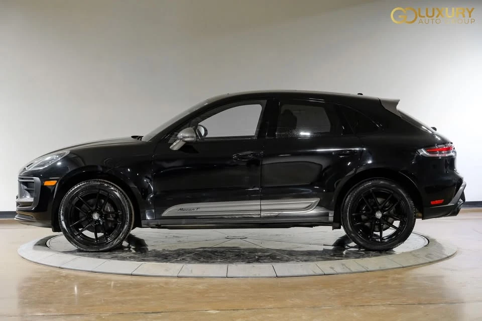 2023 Porsche Macan T - Image 13 of 20