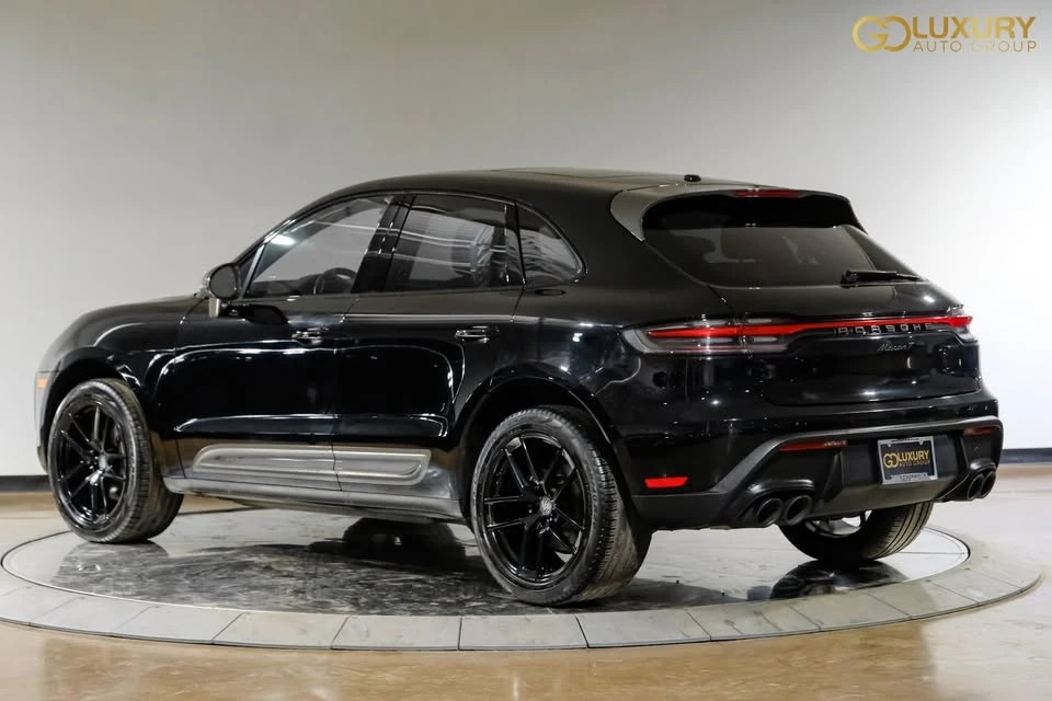 2023 Porsche Macan T - Image 12 of 20