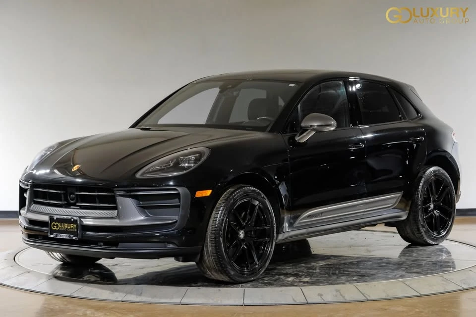 2023 Porsche Macan T - Image 8 of 20