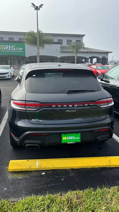 2023 Porsche Macan - Image 4 of 4