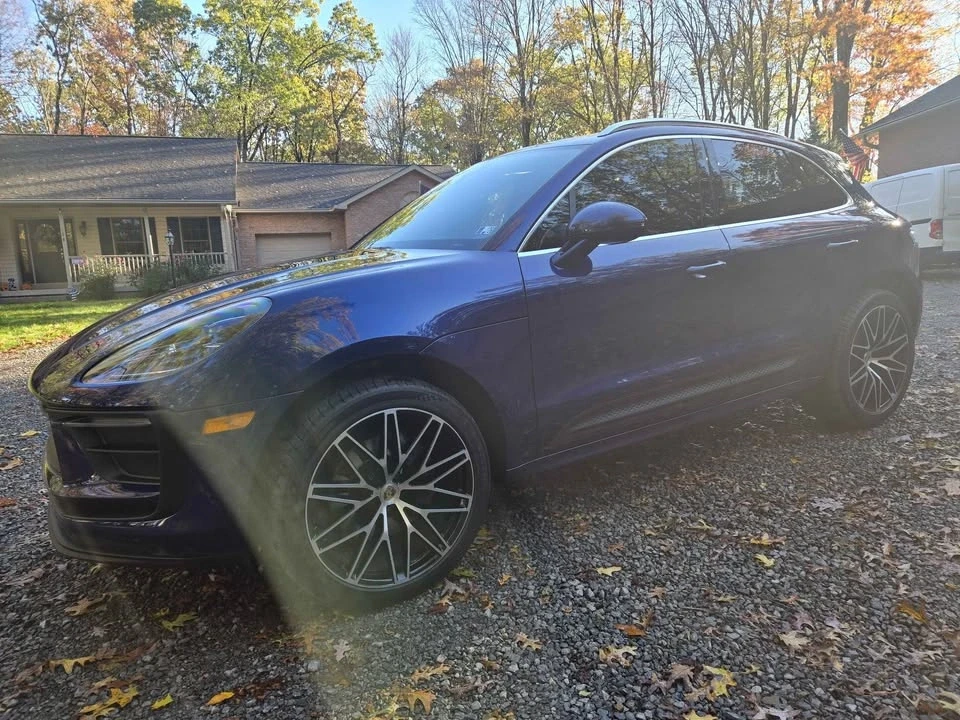 2023 Porsche Macan - Image 8 of 18