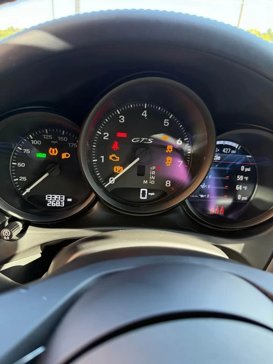 2023 Porsche Macan GTS - Image 7 of 8