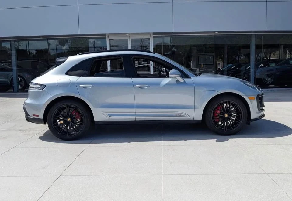 2023 Porsche Macan GTS - Image 3 of 16