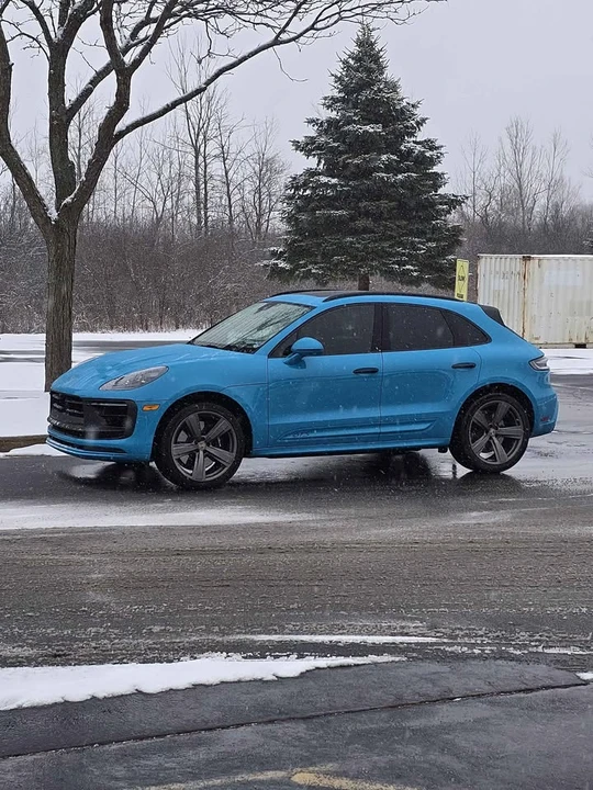 2023 Porsche Macan GTS - Image 5 of 5