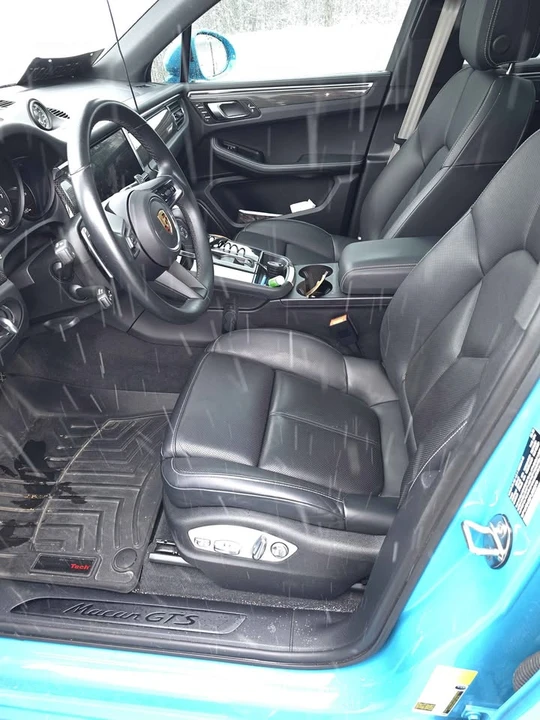 2023 Porsche Macan GTS - Image 3 of 5