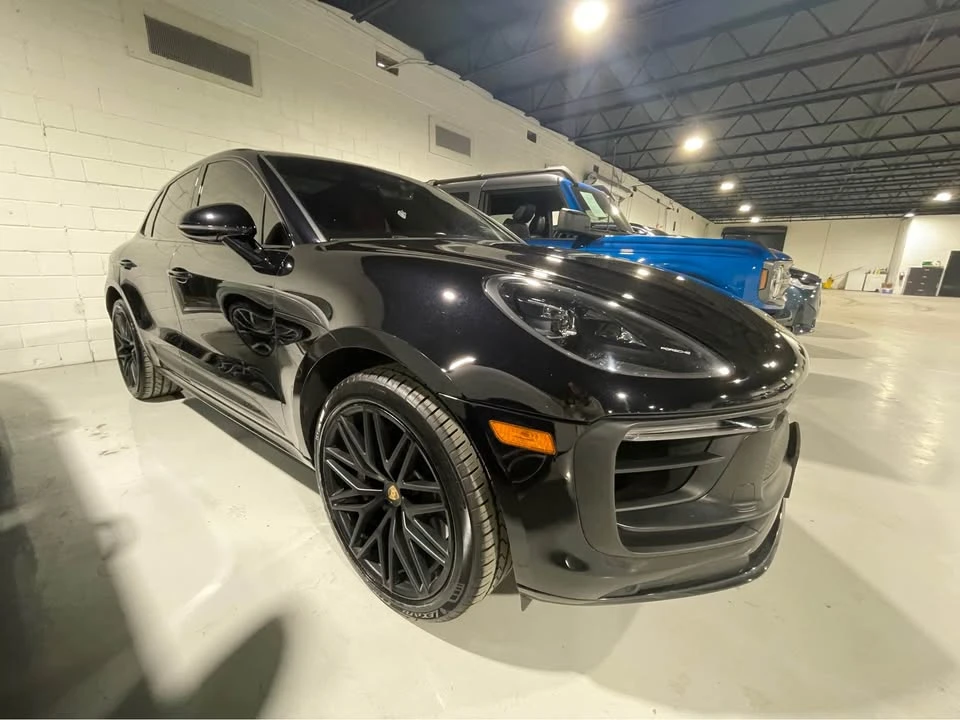 2023 Porsche Macan GTS - Image 10 of 19
