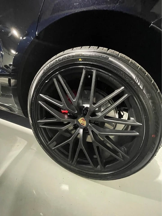2023 Porsche Macan GTS - Image 19 of 19