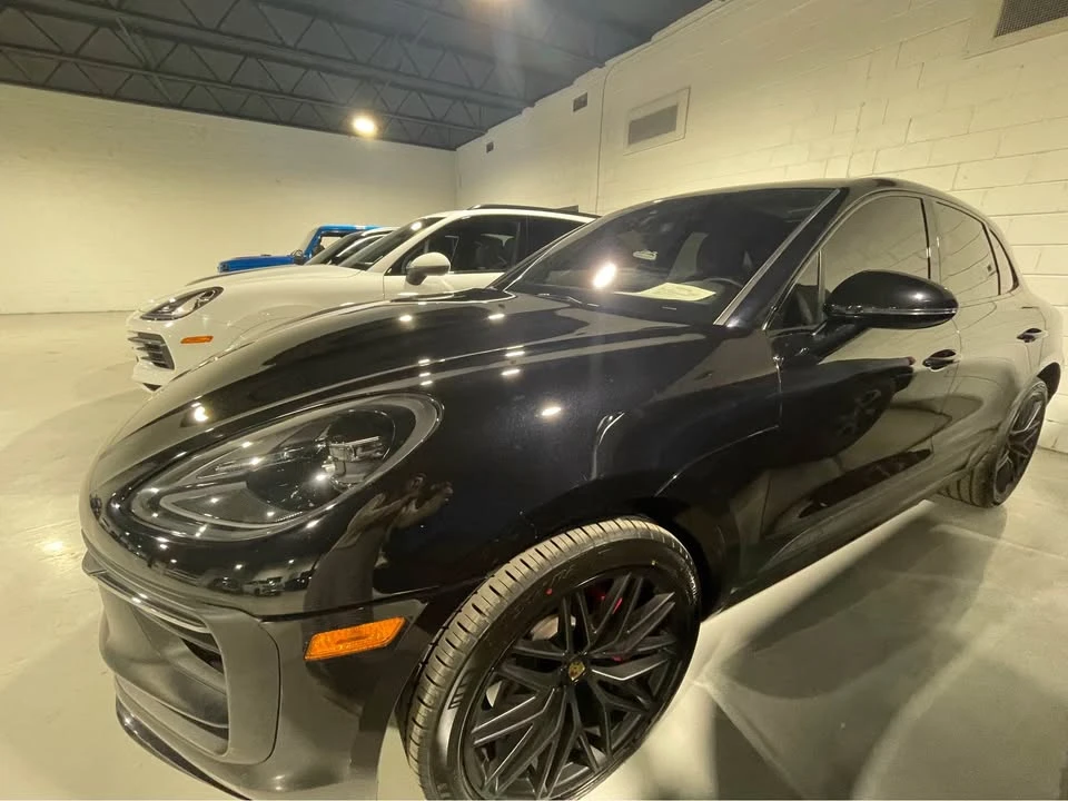 2023 Porsche Macan GTS - Image 6 of 19