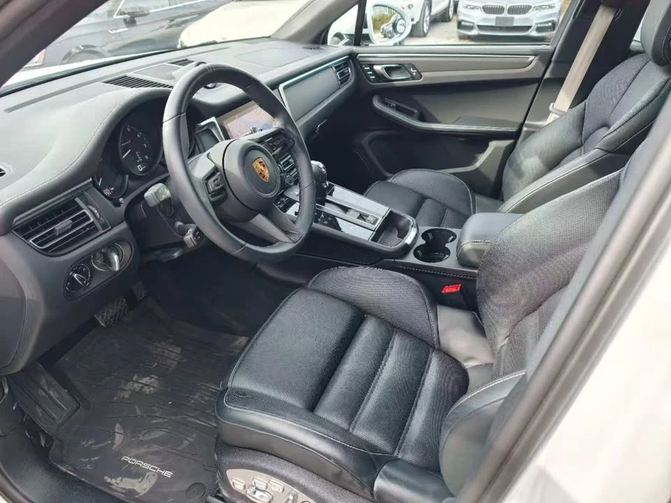 2023 Porsche Macan T - Image 11 of 19