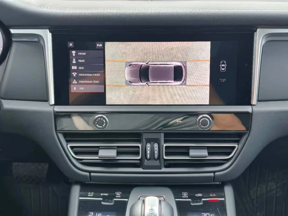 2023 Porsche Macan T - Image 16 of 19