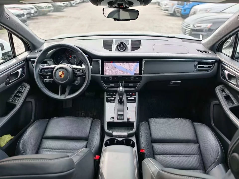 2023 Porsche Macan T - Image 12 of 19