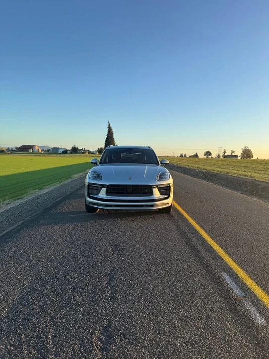 2023 Porsche Macan S - Image 2 of 14