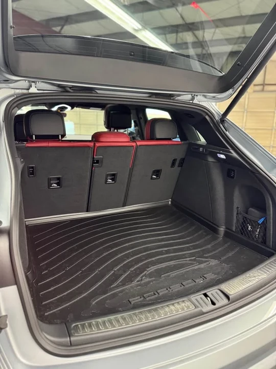 2023 Porsche Macan S - Image 14 of 14