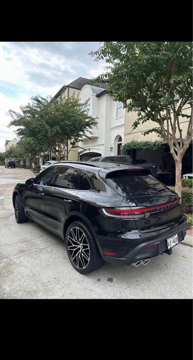 2023 Porsche Macan S - Image 2 of 8