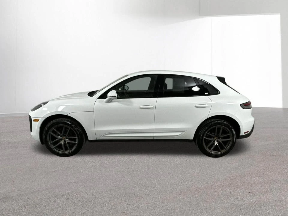 2023 Porsche Macan - Image 6 of 20