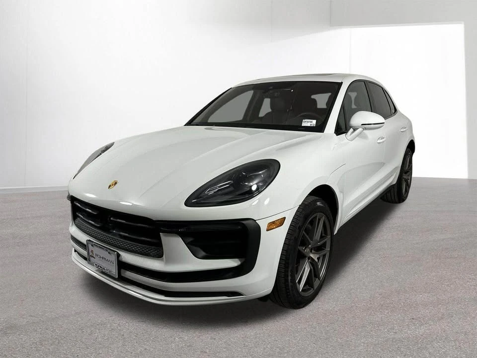 2023 Porsche Macan - Image 2 of 20