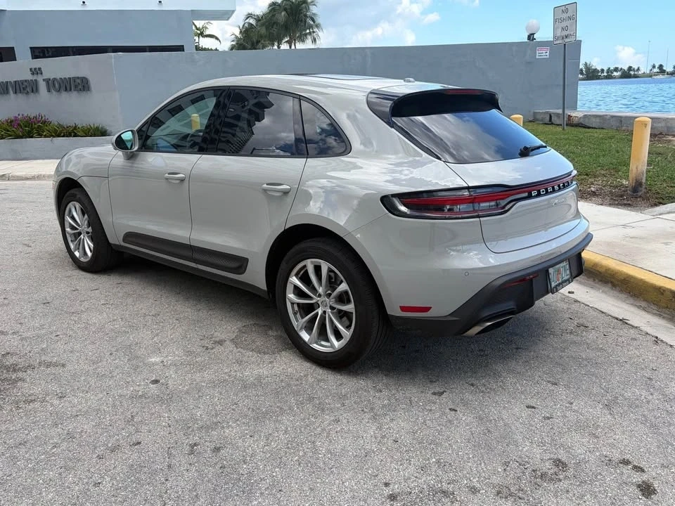 2023 Porsche Macan - Image 3 of 16