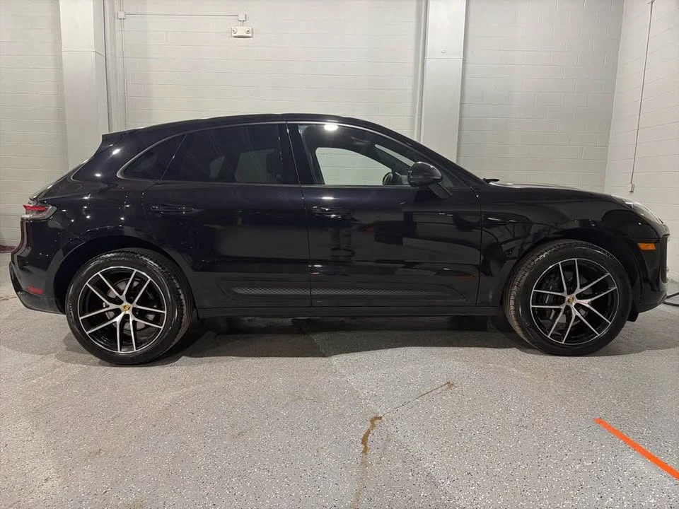 2023 Porsche Macan - Image 6 of 17
