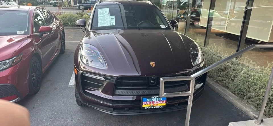 2023 Porsche Macan T - Image 3 of 6