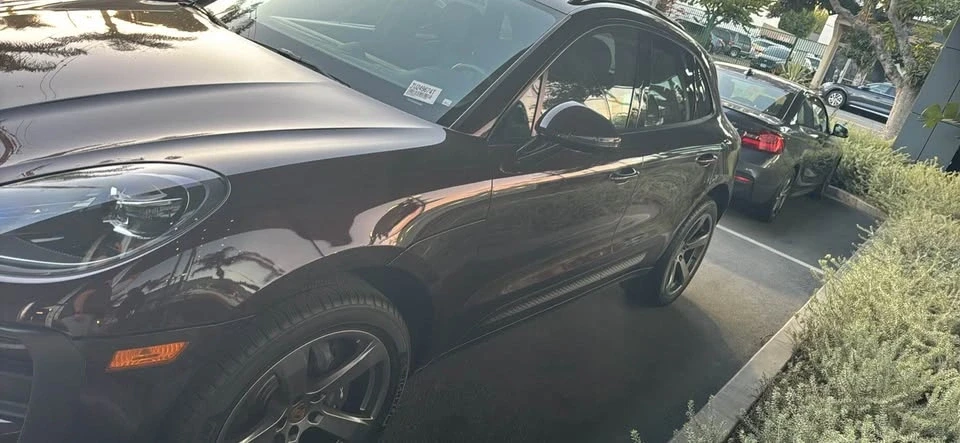 2023 Porsche Macan T - Image 4 of 6