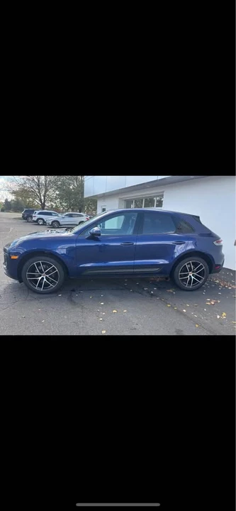 2023 Porsche Macan T - Image 2 of 7
