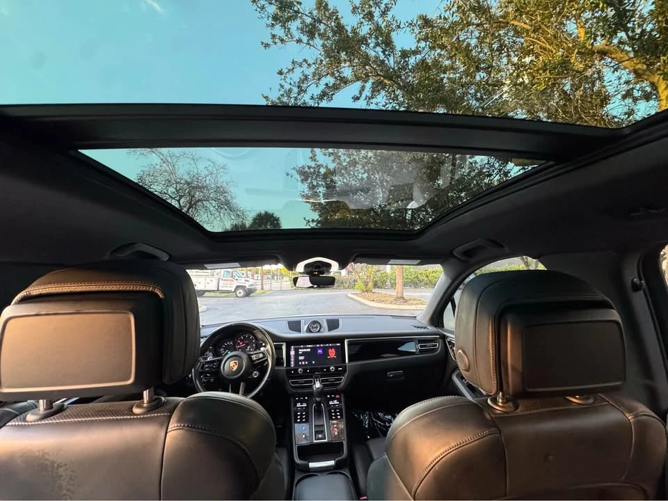 2023 Porsche Macan T - Image 13 of 17