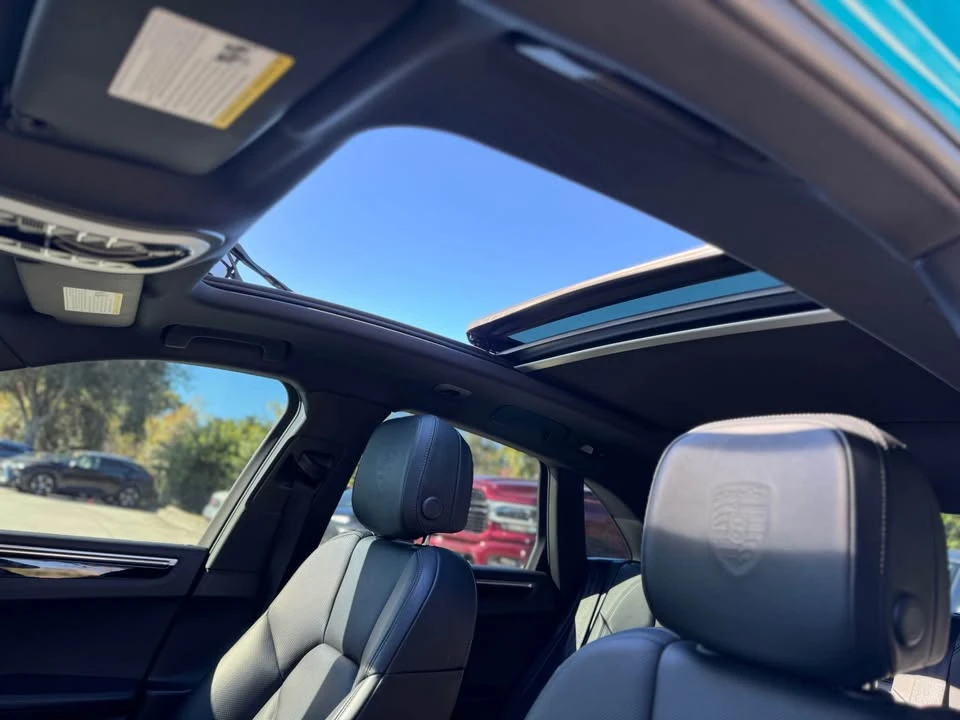 2023 Porsche Macan T - Image 11 of 13
