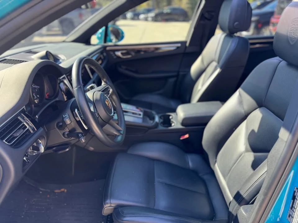 2023 Porsche Macan T - Image 9 of 13