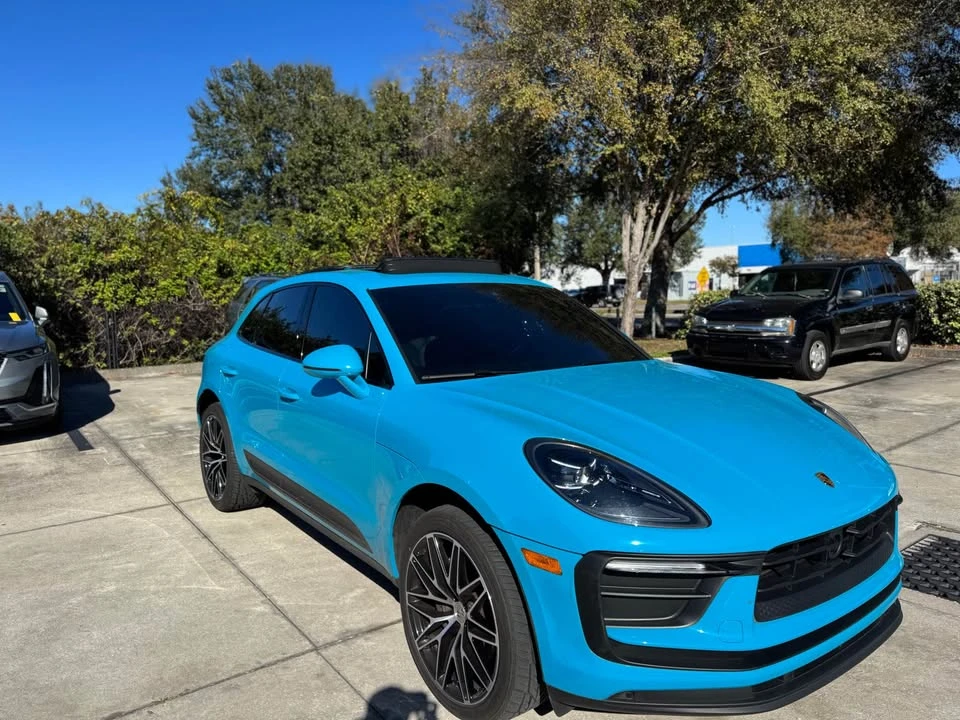 2023 Porsche Macan T - Image 8 of 13