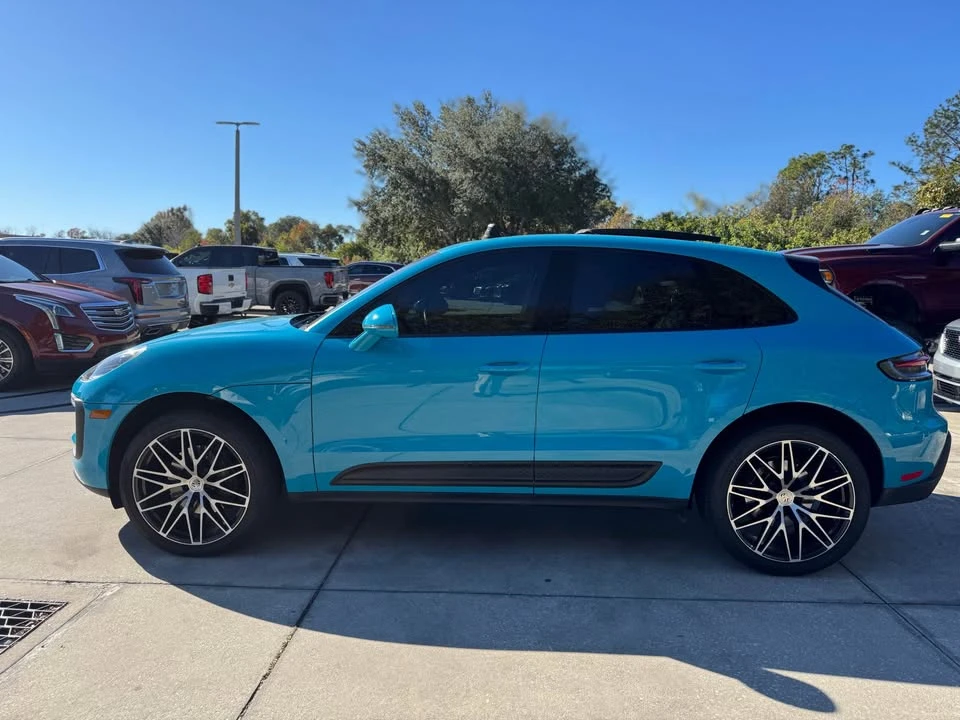 2023 Porsche Macan T - Image 3 of 13