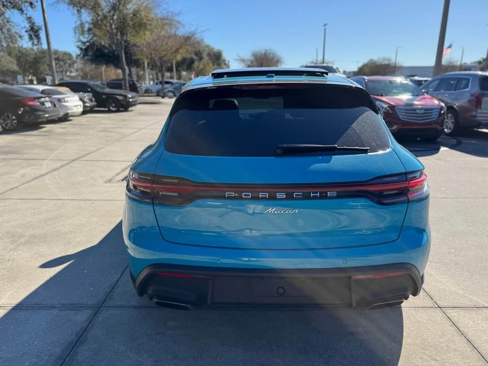 2023 Porsche Macan T - Image 5 of 13