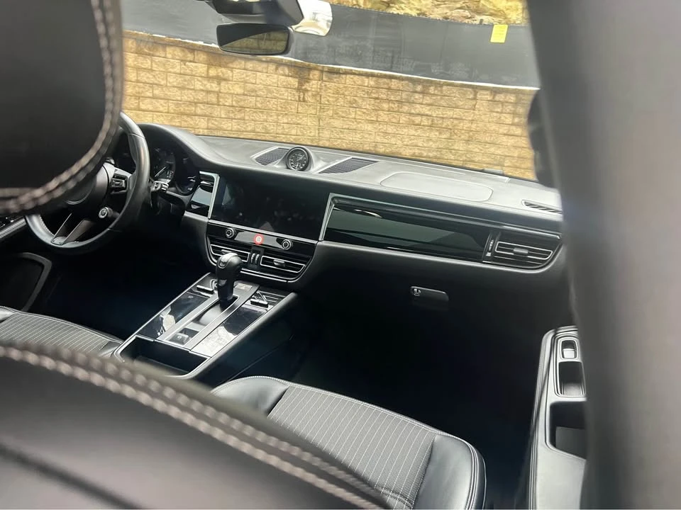 2023 Porsche Macan T - Image 8 of 12
