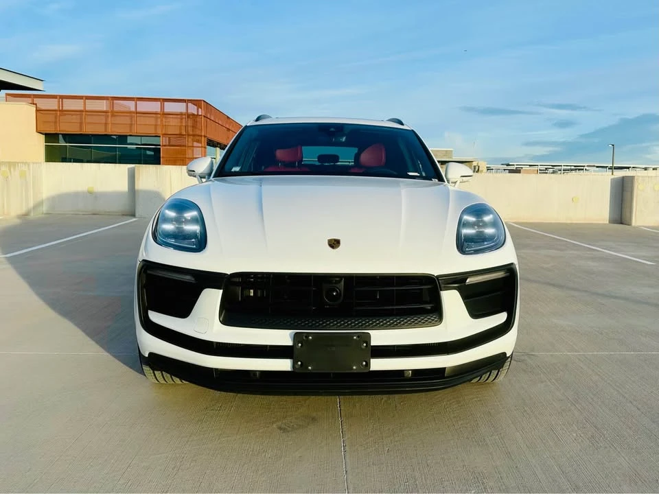 2023 Porsche Macan T - Image 15 of 20