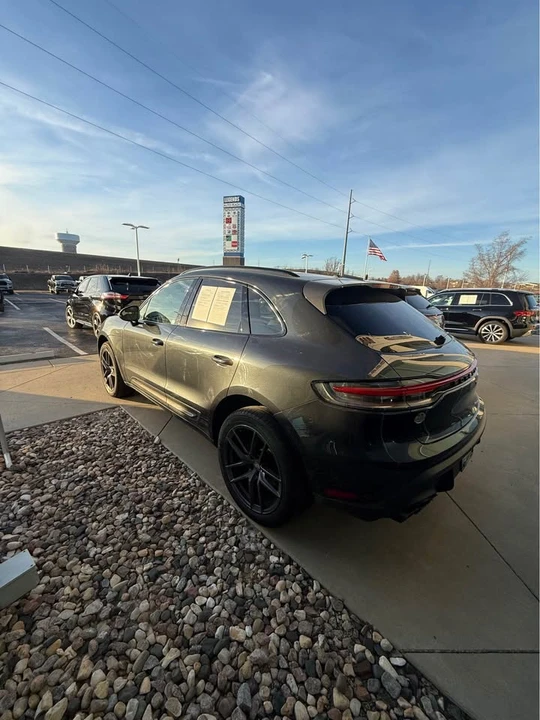 2023 Porsche Macan T - Image 12 of 17