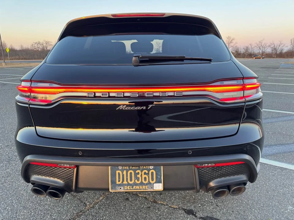 2023 Porsche Macan T - Image 5 of 20