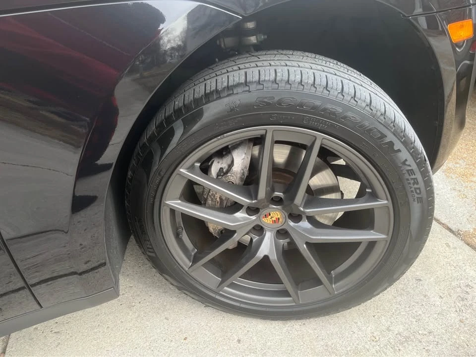 2023 Porsche Macan T - Image 15 of 15