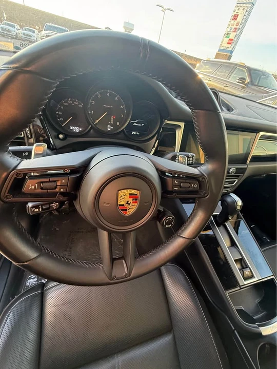 2023 Porsche Macan T - Image 3 of 17