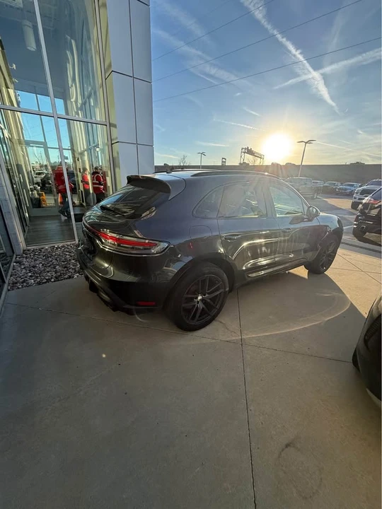 2023 Porsche Macan T - Image 10 of 17