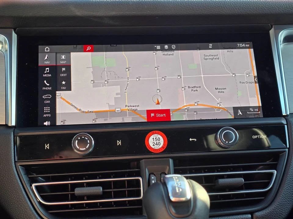 2023 Porsche Macan T - Image 12 of 17