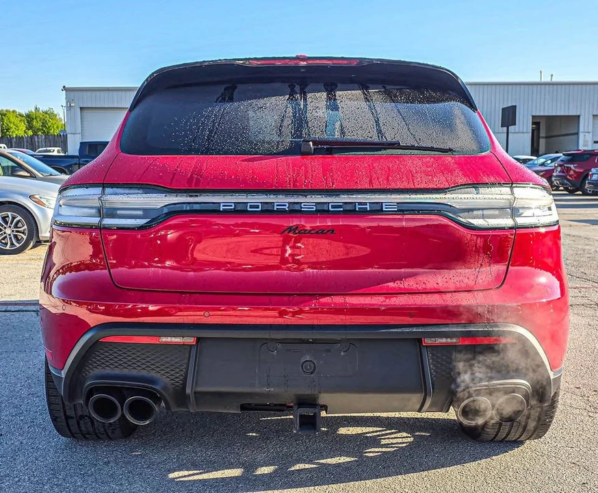 2023 Porsche Macan T - Image 5 of 17