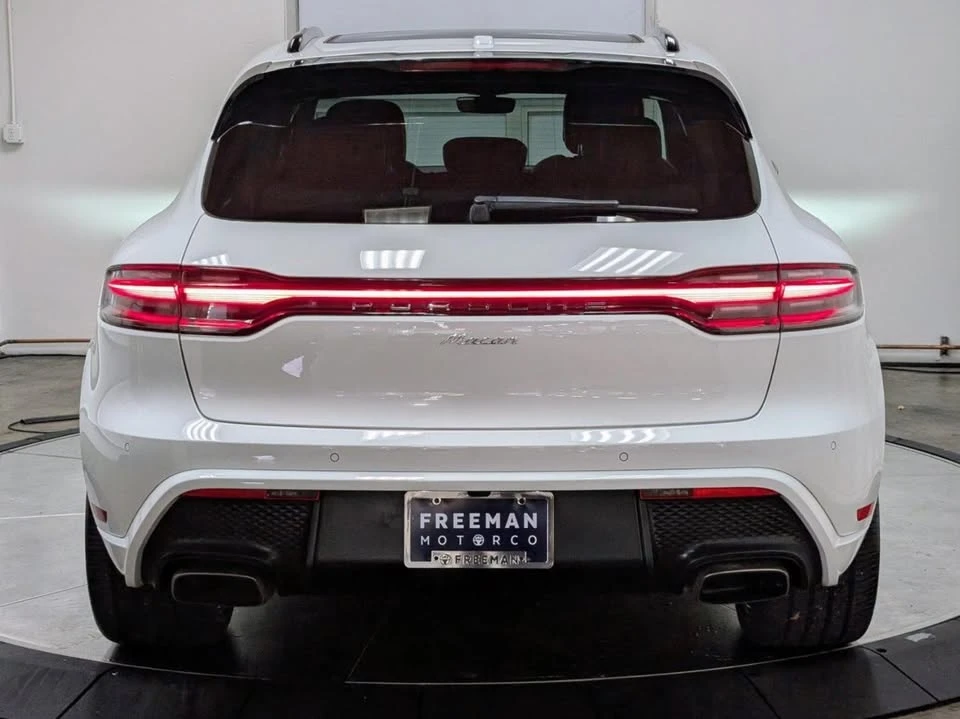 2023 Porsche Macan - Image 8 of 20