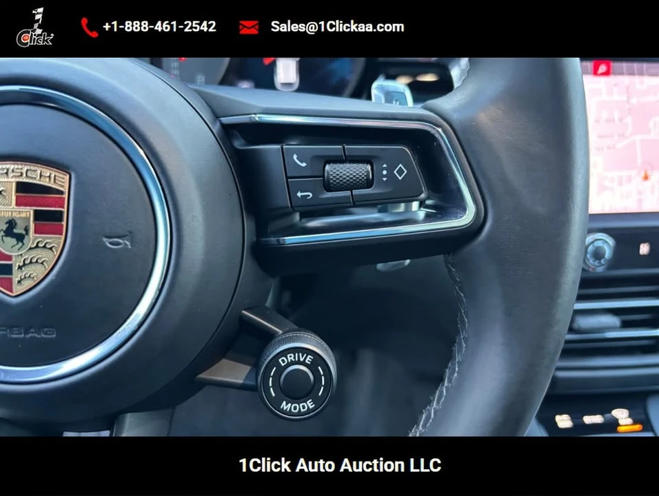2023 Porsche Macan - Image 9 of 20