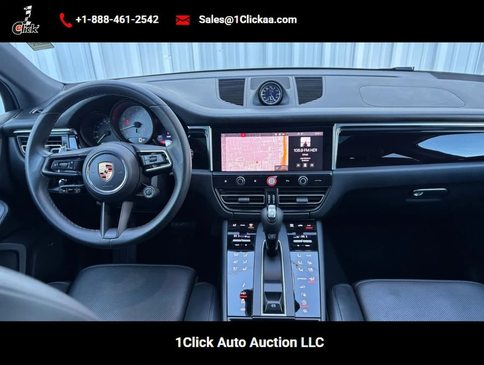 2023 Porsche Macan - Image 17 of 20