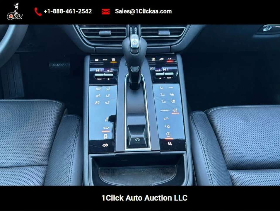 2023 Porsche Macan - Image 16 of 20