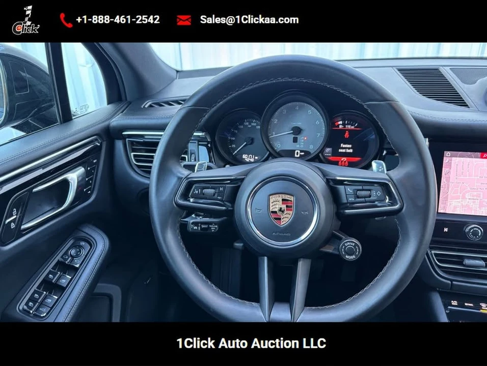 2023 Porsche Macan - Image 13 of 20