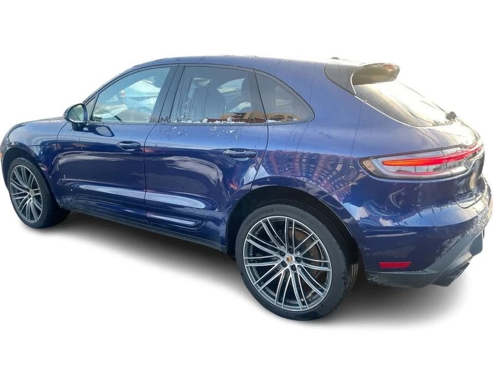 2023 Porsche Macan - Image 9 of 20