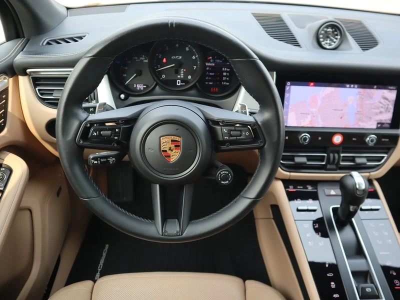 2023 Porsche Macan GTS - Image 10 of 20